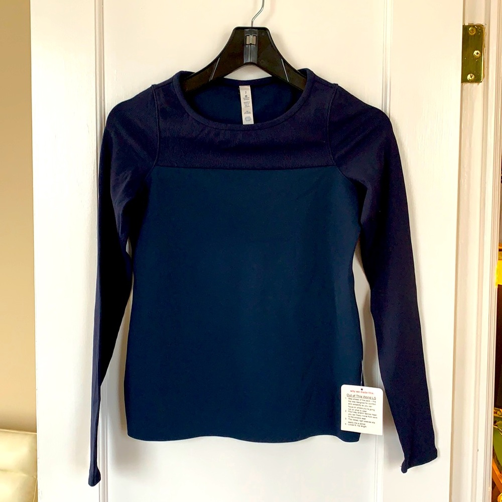 Lululemon NWT Out of this World Long Sleeve sz2